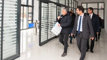 Rektörümüz Sayın Prof. Dr. Hüseyin Yılmaz yapımı tamamlanmış Eczacılık Fakültemiz binasında incelemelerde bulundu.